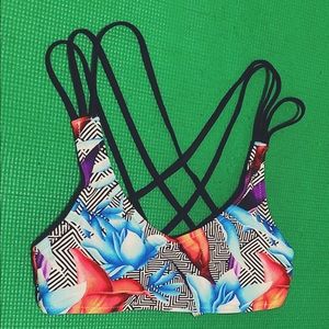 Floral bikini NWOT